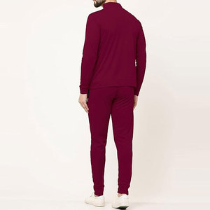 Conjunto de chándal clásico para hombre que ofrece cierre de cremallera de material transpirable y diseño duradero ideal para correr o viajar Sudaderas con capucha de invierno - Product Image 3