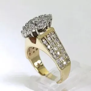 Bague de fiançailles en argent sterling plaqué, avec un cluster de diamants simulés de 3 carats, style vintage, cadeau de fête, anniversaire - Product Image 2