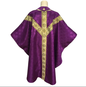 Marian chasuble ผ้าปักด้ายสีเงินชุดคริสตจักรทำด้วยมือในปากีสถาน - Product Image 2