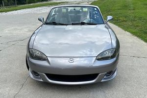 Mazda MX-5 Miata Grand Touring RWD Plus 2016 Usado en Buen Estado, Sin Accidentes, Volante a la Izquierda/Derecha - Product Image 2