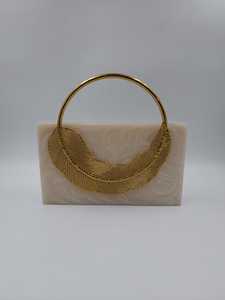 Monederos de resina hechos a medida con adornos de latón ideales para reventa por tiendas de accesorios de moda para reventa - Product Image 3