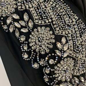 ผ้าไหมนิดาทำมือจากดูไบสำหรับผู้หญิง อาบายะห์ผ้าไหมเนื้อหนา ป้องกันรอยยับ แขนยาว ชุดละหมาด สีตามสั่ง - Product Image 5