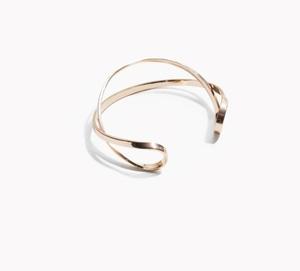 Bracelet en métal pour soirée, ajoute de l'éclat, de l'élégance et du charme, et complète l'ensemble, parfait pour les événements du soir et la mode - Product Image 1