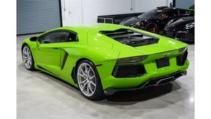 ปี 2018 สำหรับรถยนต์ Lamborghini Aventador LP 700-4 Coupe ได้รับการรับรองว่าสภาพดี ใช้งานน้อย สีเขียว เทอร์โบ 8 ลิตร เกียร์อัตโนมัติ/ธรรมดา สภาพดี - Product Image 2
