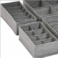 Boîte de rangement suspendue pliable carrée moderne de haute qualité pour portes, organisateur de vêtements, housse de costume, sac à sous-vêtements, facile à nettoyer