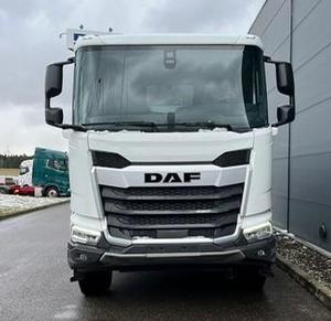 DAF <span class=keywords><strong>CF</strong></span> 460 FA Autocarro Ribaltabile a Tre Vie 6x2 Diesel Euro 6, Trasportatore Merci 251-350CV, Capacità di Carico 15-20T per Trasporto Logistico - Product Image 3
