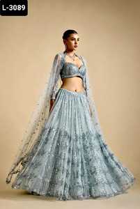 Vêtement traditionnel indien magnifique ensemble Lehenga et chemisier en filet avec chemisier à paillettes et filet Duppata avec paillettes pour femme - Product Image 4