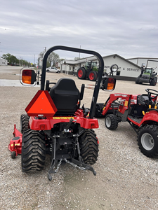 Massey Ferguson 1GC.25ค่อนข้างใช้งานและรถแทรกเตอร์ MF ใหม่ - Product Image 4