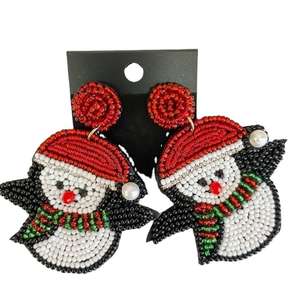 Boucles d'oreilles tendance et colorées faites à la main avec des perles de rocaille, élégantes perles de riz, bijoux pour femmes à prix abordable - Product Image 2