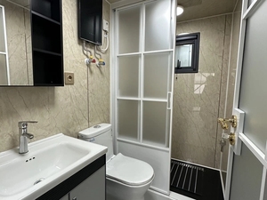 บ้านคอนเทนเนอร์ขนาด 20 ฟุต แบบขยายได้ 38 ㎡   บ้านสำเร็จรูป 2 ห้องนอนแบบ Granny Flat + จัดส่งฟรีทั่วประเทศ - Product Image 3