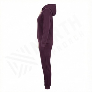 Conjunto Deportivo Ajustado para Mujer, Ropa Deportiva Informal, Atuendo de Gimnasio, Color Personalizado, Traje para Correr, Ropa Deportiva Premium - Product Image 3