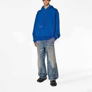 เสื้อฮู้ดดี้ผู้ชายทรงโอเวอร์ไซส์ ผ้าฝ้ายคุณภาพสูง 100% สไตล์ดิสเทรส ดีไซน์ล่าสุดสำหรับฤดูหนาว รับผลิตตามสั่ง ขายส่งเสื้อฮู้ดดี้ดิสเทรส - Product Image 2