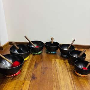 Cuenco de 7 Chakras con temática Budista para terapia de sonido y curación de Chakras, producto artesanal de artesanía de Metal - Product Image 3