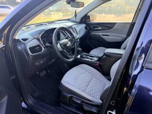 Chevrolet Equinox LS d'occasion à bas prix, modèle 2020, à vendre - Product Image 3