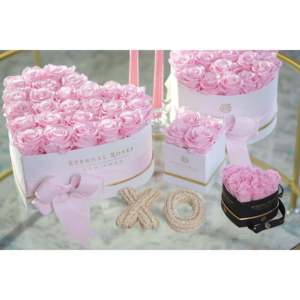 Grand Chelsea Romantic Gift Box Eternal Rose in Black & Pink Martini Square Shape for Valentine's Day & Mother's Day Gifts - Product Image 2