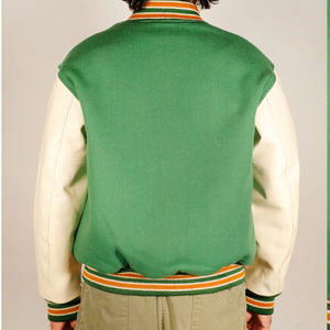 แจ็คเก็ตวาร์ซิตี้คุณภาพสูงสำหรับผู้ชาย สไตล์บอมเบอร์ แจ็คเก็ตเบสบอลแบบวิทยาลัย  ดีไซน์ปักตัวอักษรและโลโก้แบบเชนิล - Product Image 5