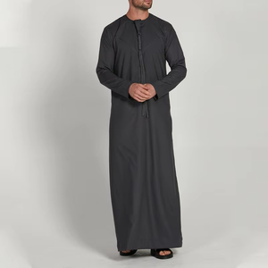 Offre Spéciale 2025 plaine tenue décontracté nouveau gros personnalisé hommes à la mode vêtements islamiques Thobes taille adulte - Product Image 1