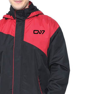 Traje cortavientos deportivo Conjunto de chaqueta y pantalones de chándal con estampado personalizado Material transpirable resistente al agua disponible en todos los tamaños - Product Image 4