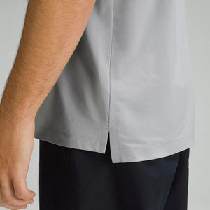 Polo de sport décontracté en jersey de golf de haute qualité, respirant et anti-transpiration, avec logo de marque brodé OEM - Product Image 4