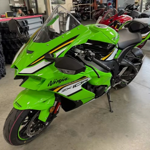 Promo de vente chaude pour le nouveau 2025 KAWASSAAKKII NINNJJA Z X 1 0 R KRT ED. A B S ZX10 ZX-10 ZX-10R Édition Limitée à vendre - Product Image 1