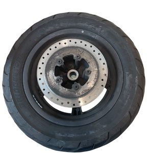 Roue arrière complète KYMCO 300 2011 avec disque de frein pour accessoires de moto et VTT - Product Image 1