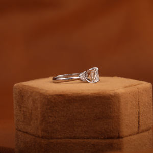 Anillo de boda de lujo para mujer de oro macizo de 14KT, corte princesa, 1,5-1,9 quilates, Diamante cultivado en laboratorio, compromiso, pavé, ajuste clásico IGI - Product Image 2