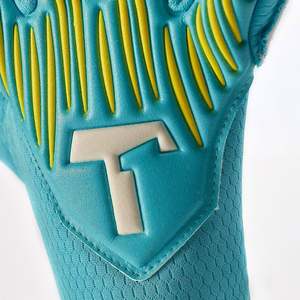 Personnalisable en cuir Premium Goalkeeper GlovesDurable caoutchouc matériel divers extérieur - Product Image 2