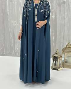 Abaya musulmane de luxe de Dubaï, design kimono à devant ouvert, ornée de strass, robe élégante et modeste, manches longues en soie - Product Image 2