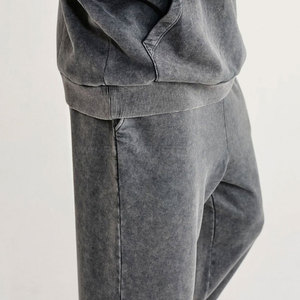 Chándal para hombre con lavado ácido, diseño moderno, ajuste cómodo, ideal para uso diario, viajes y actividades al aire libre. - Product Image 2