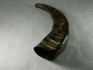 CORNE À BOIRE VIKING DE MEILLEURE QUALITÉ AVEC COULEUR NATURELLE Tasse authentique sans danger pour les aliments Aucune fuite Norse Boire de la bière pour Noël - Product Image 6