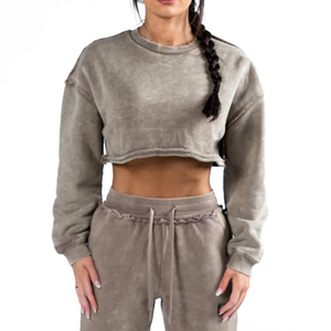 Conjunto de chándal de algodón 100% de invierno personalizado OEM para mujer, conjunto de Sudadera corta desgastada de algodón de alta calidad y chándal para mujer - Product Image 3