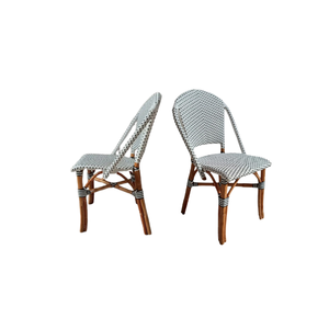 Sillas de comedor de ratán con diseño de granja elegante, muebles para el hogar de la mejor calidad que añaden sofisticación a cualquier espacio de comedor - Product Image 1