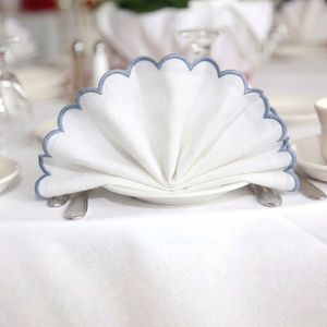Servilleta de mesa de algodón de lujo color azul ceniza con borde festoneado para bodas y cenas - Product Image 5