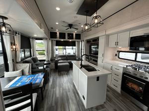 ¡Gran Demanda! Remolque de Viaje Plegable Ligero de Aluminio y Acero Inoxidable Jaycoo Jay Flight Bungalow 40DLFT 2025 Usado - Product Image 3