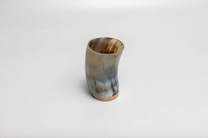 แก้วฮอร์นไวกิ้งขนาดใหญ่ขายดีแฮนด์เมดสไตล์วินเทจสำหรับตกแต่งในยุคกลางหรือใช้ดื่มในปริมาณมาก - Product Image 2