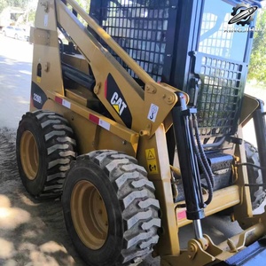 รถตักล้อยาง Caterpillar226D3 มือสอง น้ำหนัก 2.6 ตัน ถังขนาด 0.5 ลูกบาศก์เมตร ของแท้จากญี่ปุ่น ยี่ห้อดัง รถก่อสร้างหนัก ใช้งานน้อย ได้รับการรับรองมาตรฐาน CE - Product Image 6