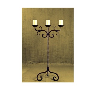 Ensemble de bougeoirs en métal d'inspiration vintage, fabriqués à la main pour une utilisation intérieure et extérieure, salon, table à manger, chambre à coucher, patio - Product Image 5