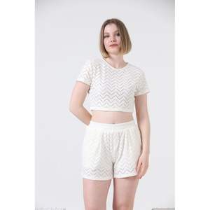 กางเกงขาสั้นตาข่ายสีครีมสำหรับผู้หญิง ยี่ห้อ Topshow ขายส่ง - Product Image 3