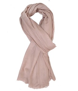 Lujoso Suéter de Cachemira 100% Lana, Color Rosa Bebé, Estampado Geométrico Vibrante, Diseño Largo y Elegante, Suave para Primavera - Product Image 1