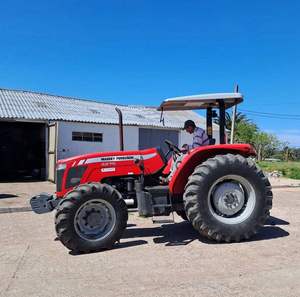 Tractor Massey Ferguson 390 Rojo, Maquinaria Agrícola Usada con Motor, Bomba y 980 kg de Carga Útil - Product Image 5