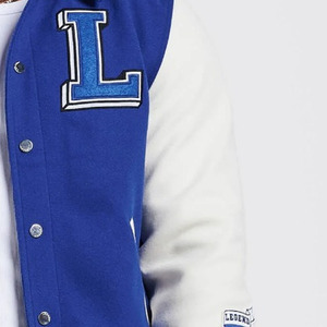 Transpirable Cómodo Uso al aire libre Hombres y mujeres Varsity Jacket Ropa de moda más vendida Chaquetas universitarias genuinas - Product Image 2