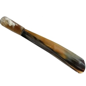 Corne à chaussures de petite taille pour chaussures à enfiler et à lacets un accessoire indispensable Agate par faizacraft - Product Image 1