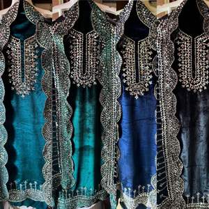 Nueva llegada de terciopelo viscosa de primera calidad Palazzo Salwar Kameez elegante Fiesta de las mujeres y ropa festiva Kurti Set para la venta - Product Image 6