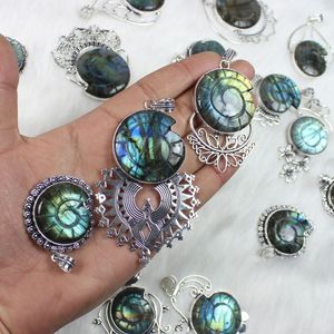 Vente en gros de pendentifs en labradorite de créateur Collier de pierres précieuses en ammonite avec placage en argent sterling pour l'utilisation de bijoux et de breloques - Product Image 3