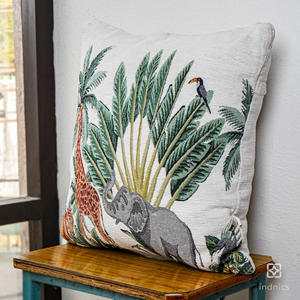 Coussins Jacquard en Polycoton Doux et Durable en Vrac Vente en Gros Logo Personnalisé de Haute Qualité Confortable Aspect Élégant - Product Image 2