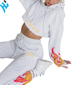 2025 nueva moda caliente chándal personalizado conjunto de 2 piezas señora jogging deportes de invierno llama Crop Top Hood y Jogger con trajes de impresión - Product Image 4