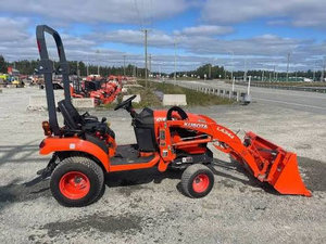Tractor Usado BX1880 de 8 HP Más Vendido con Cortacésped, Cargador Frontal, Motor y Ruedas - Product Image 2