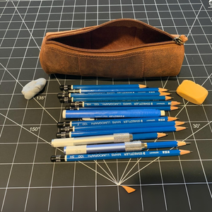 Estuche de lápices de cuero de grano hecho a mano Estuche de cremallera marrón rústico para bolígrafos, papelería y suministros de arte - Product Image 3