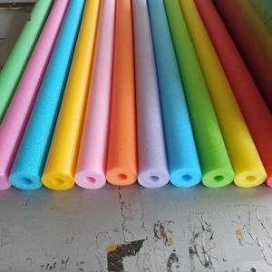 Fournitures de bricolage en <span class=keywords><strong>mousse</strong></span> : Tubes et tiges colorées en <span class=keywords><strong>mousse</strong></span> EPE, tiges creuses en coton perlé pour la composition florale et l'arrangement de fleurs - Product Image 1