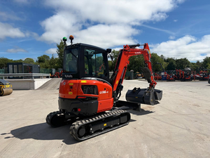 Cabine fermée Kubota U36-4 |   3 seaux inclus |   Mini-excavatrice de 3,5 tonnes - Product Image 4
